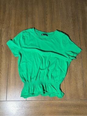 Zara Bright Green Short Sleeve Smocked Hem Tee Size S